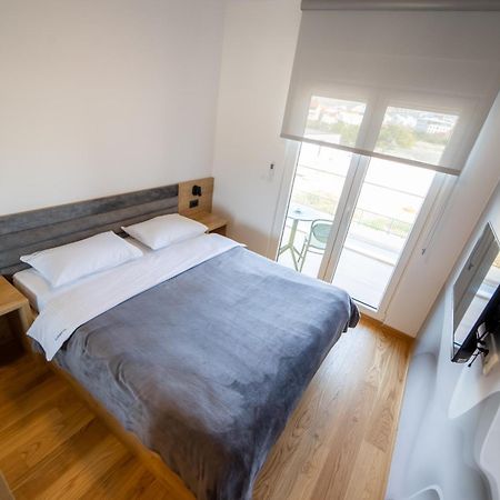 Apart Kraft Podgorica Exteriör bild