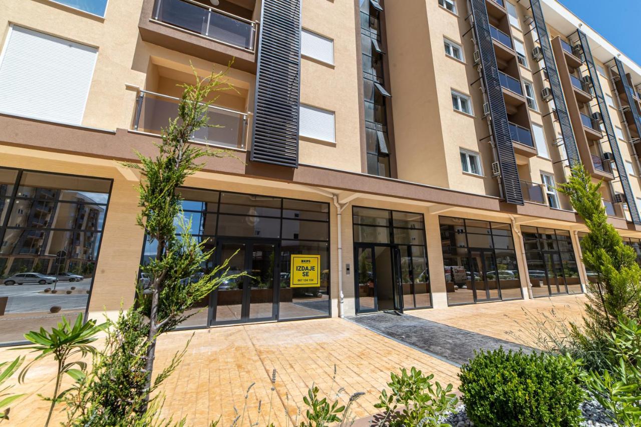 Apart Kraft Podgorica Exteriör bild